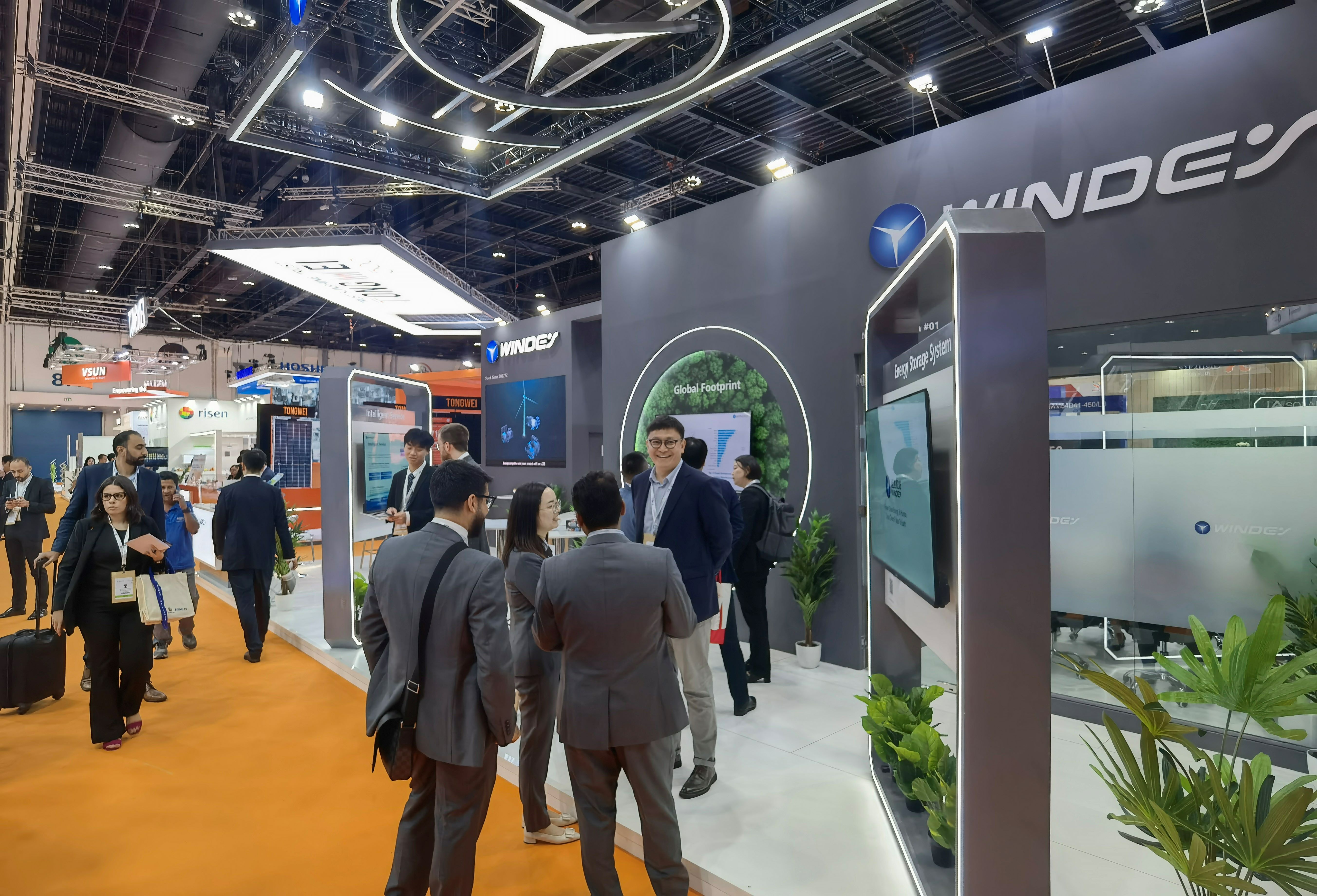 直击会场！！！金沙乐娱场5555199vip股份惊艳亮相2024中东天下未来能源峰会